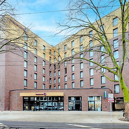 Premier Inn Duesseldorf City Friedrichstadt エクステリア 写真