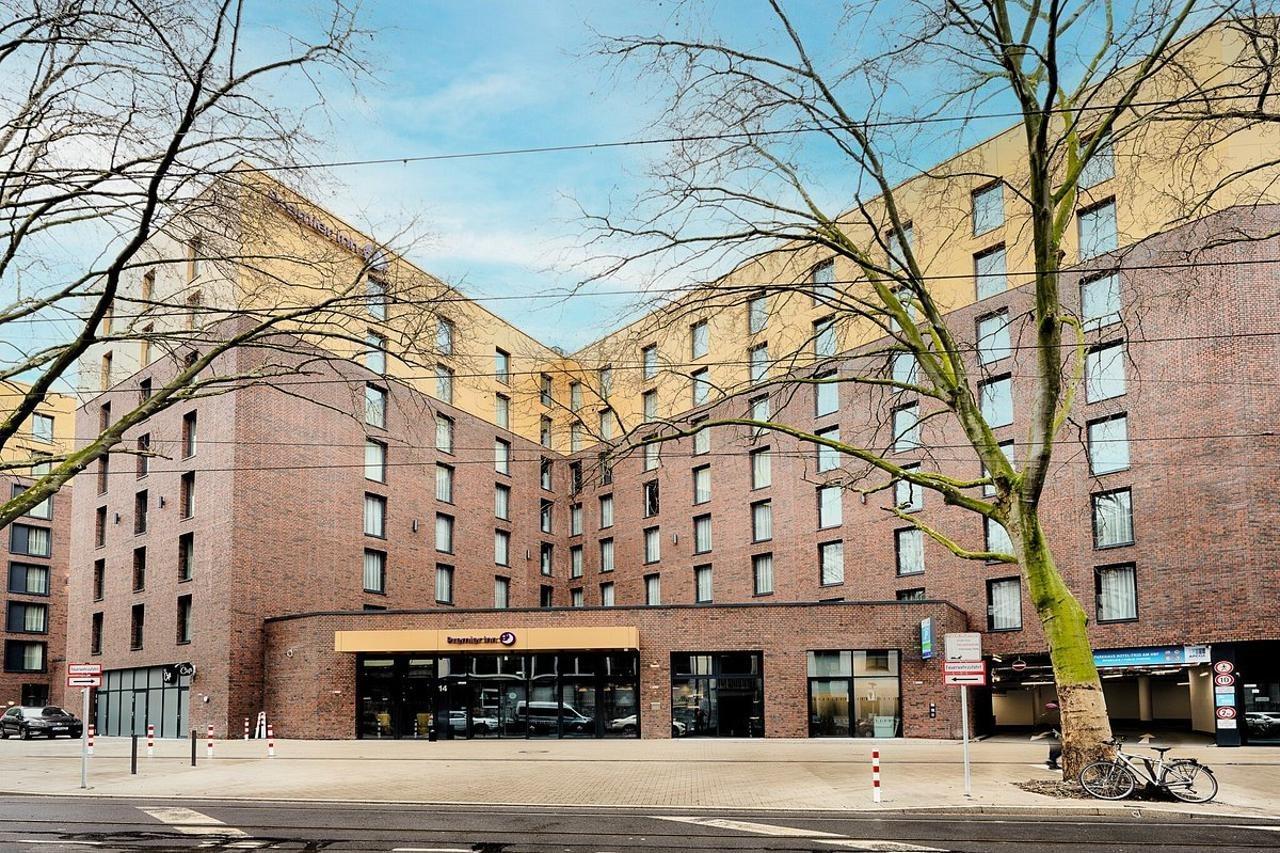 Premier Inn Duesseldorf City Friedrichstadt エクステリア 写真