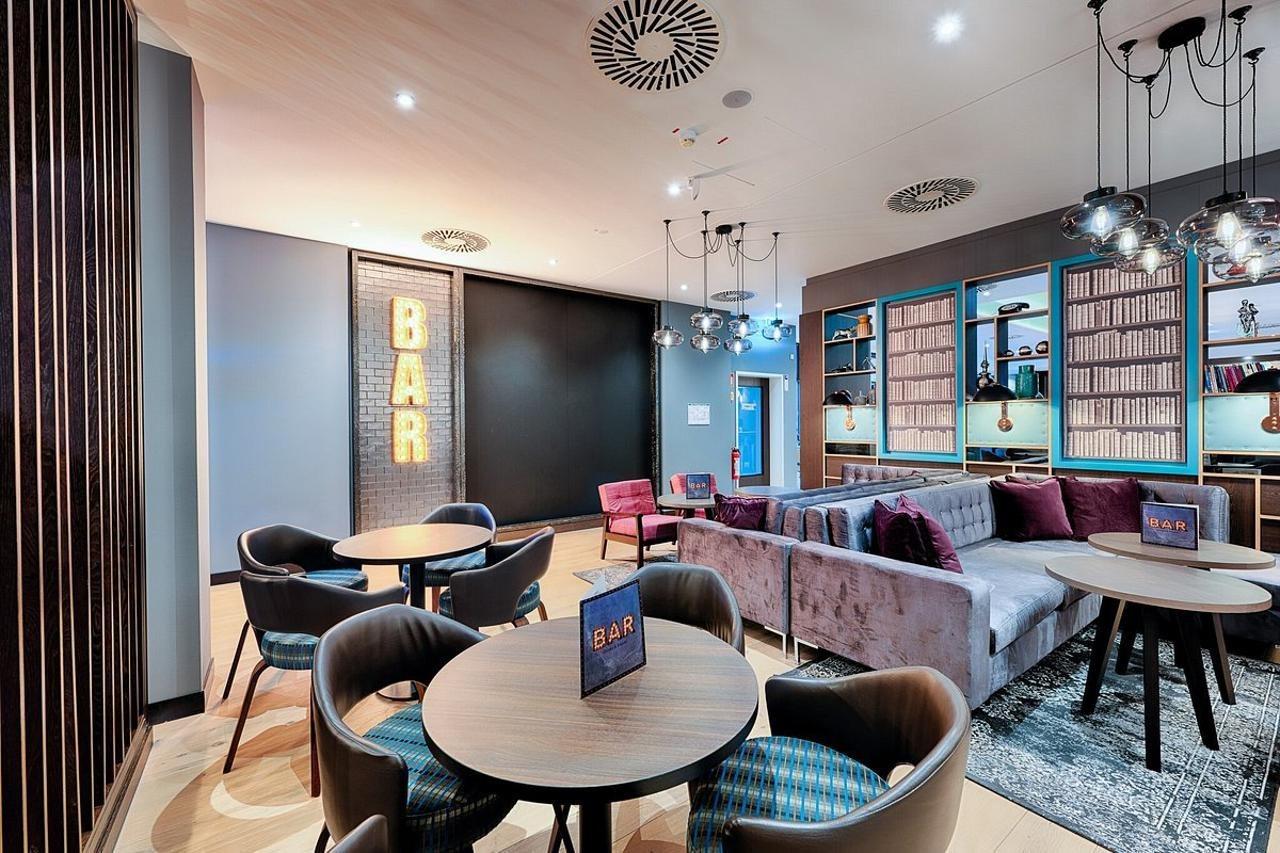 Premier Inn Duesseldorf City Friedrichstadt エクステリア 写真