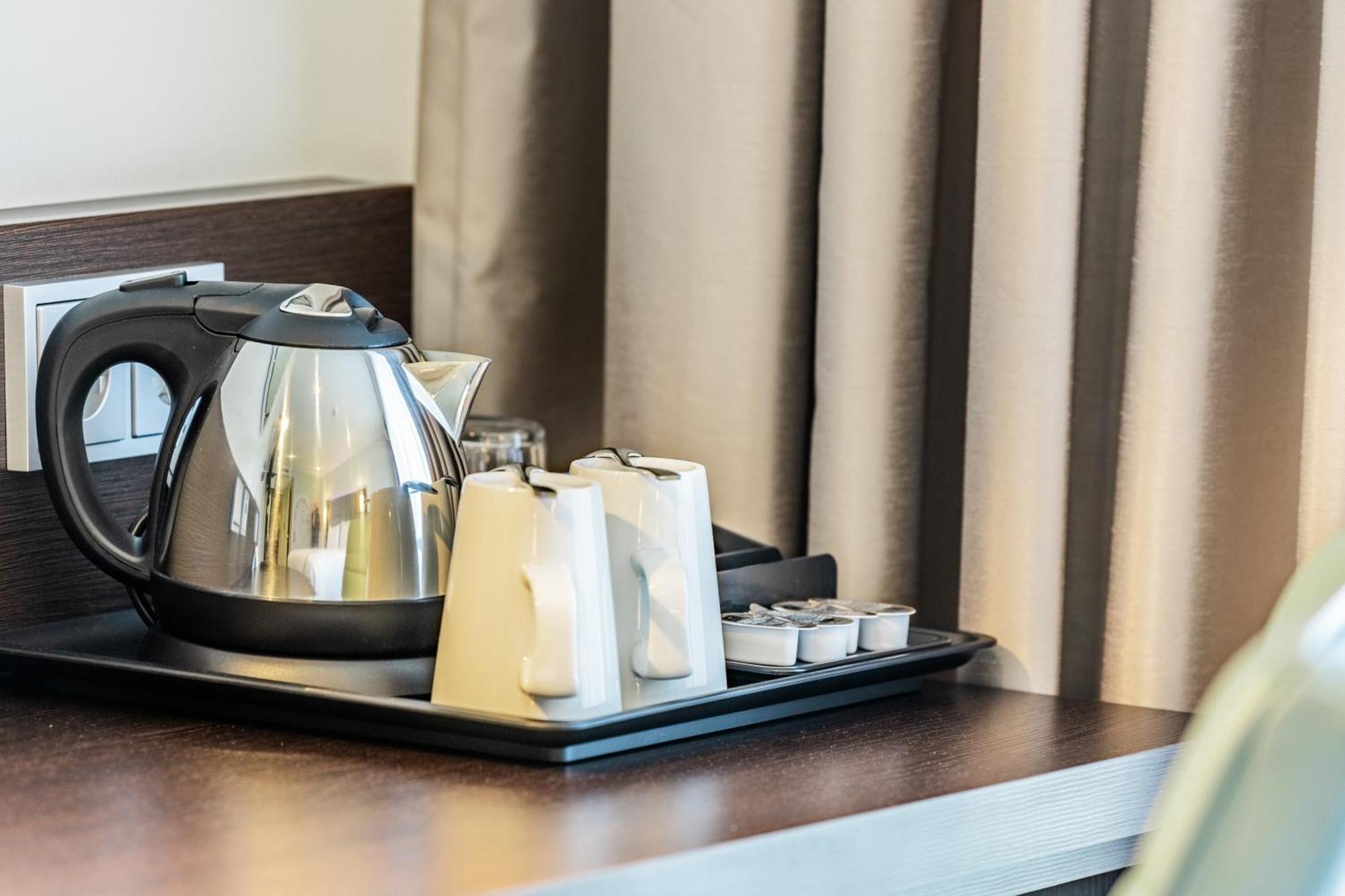 Premier Inn Duesseldorf City Friedrichstadt エクステリア 写真